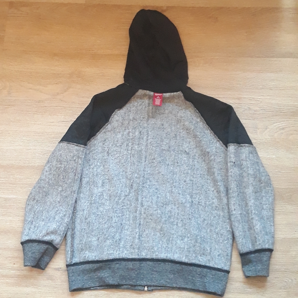 Arizona Jean Co. Boy's Gray Quilted Hoodie Sweatshirt - Size 10/12 Medium - Picture 8 of 9